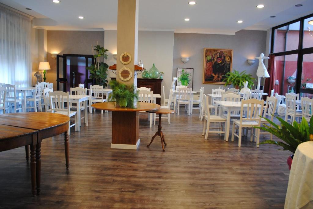 Restaurace v ubytování Hotel Tuscania Panoramico