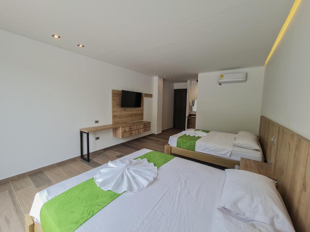 Hotel Monte Bello - Comfort Quadruple Room