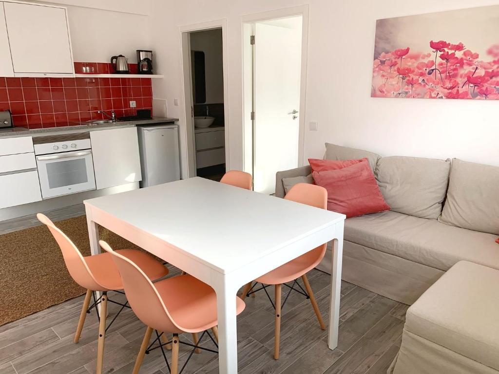 DIANA BEACH HOUSE - 2