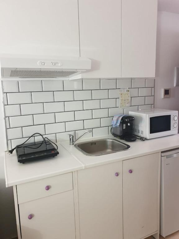 Hotel y Apartamentos Doña Lola - Resim 29