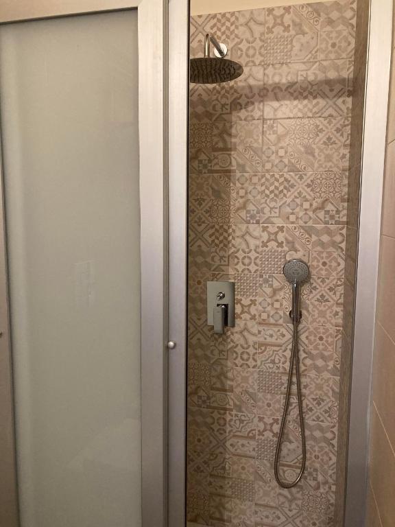 A bathroom at Masseria Le Zavattole