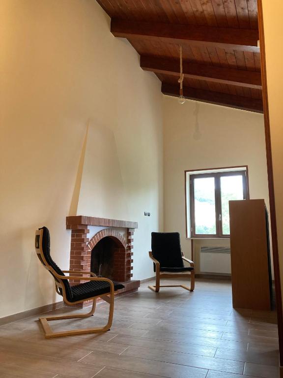A seating area at Masseria Le Zavattole