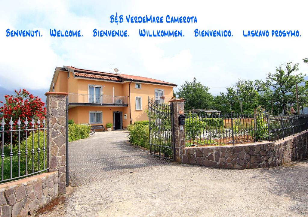 Budova, kde se bed and breakfast nachází