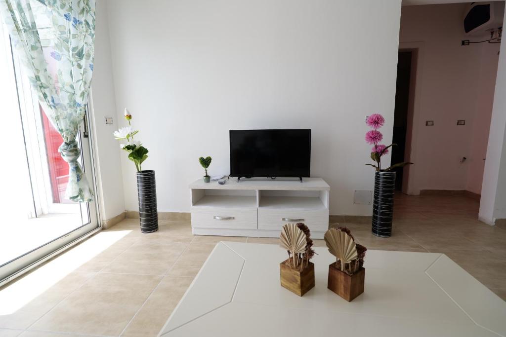 Albania Dream Apartment 32 - Image 9