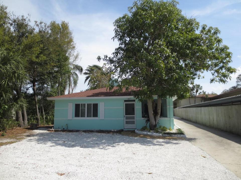 NEW Dunedin Bayshore Bungalow on Pinellas Trail