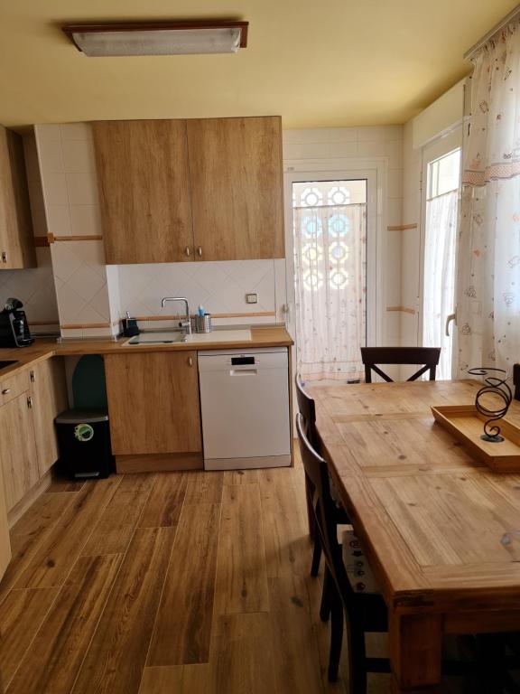 Kuchyň nebo kuchyňský kout v ubytování Casa Sacy