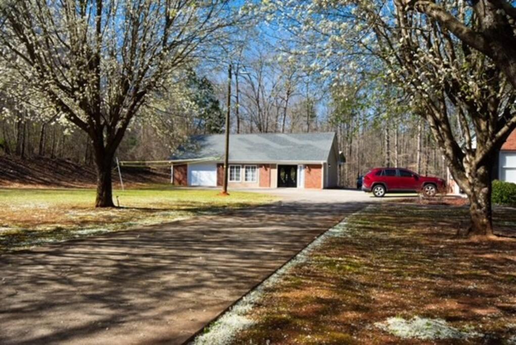 A Peaceful Hidden Treasure in Oxford GA - Maison De Deux Chambres