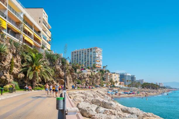 Booking.com: Apartamento Carole PLAYA Bajondillo Torremolinos ...