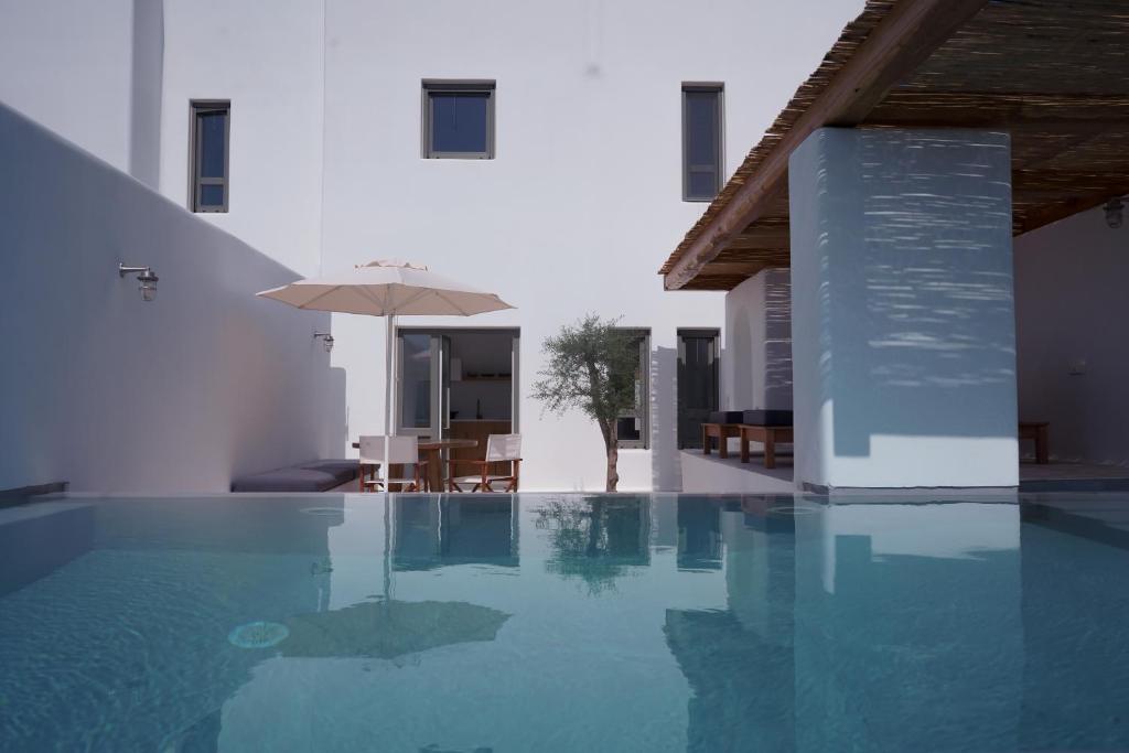 Alio Naxos Luxury Suites - Suite Avec Piscine Privée
