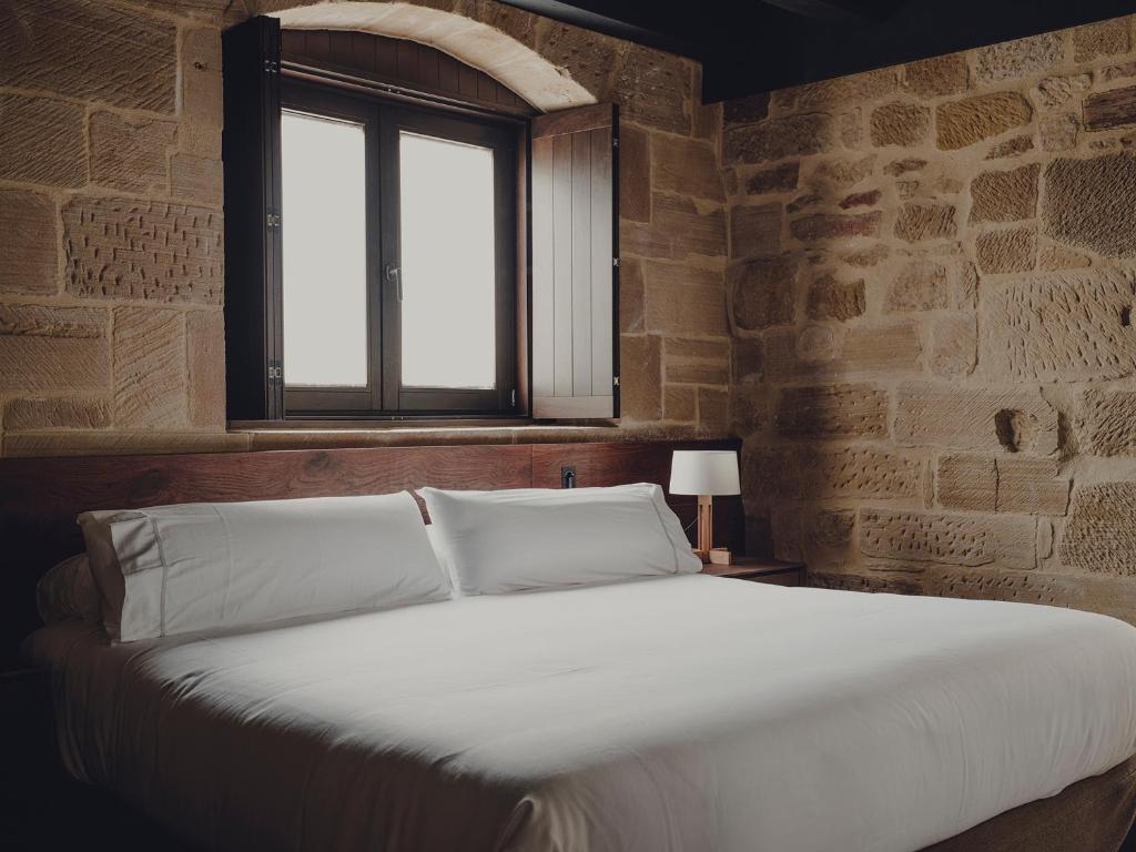 Santa María Briones - Suite With Balcony