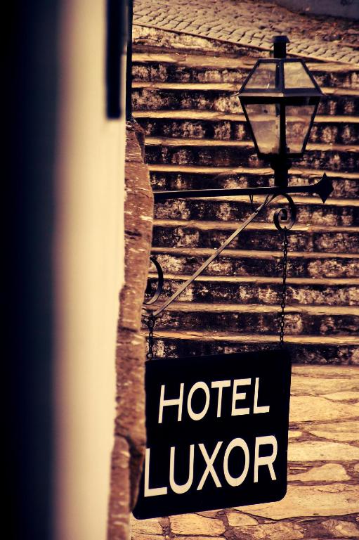  Hotel Luxor