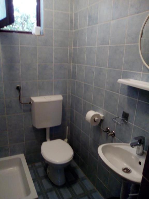 Koupelna v ubytování Apartments MINT Povljana - 50m from sandy beach