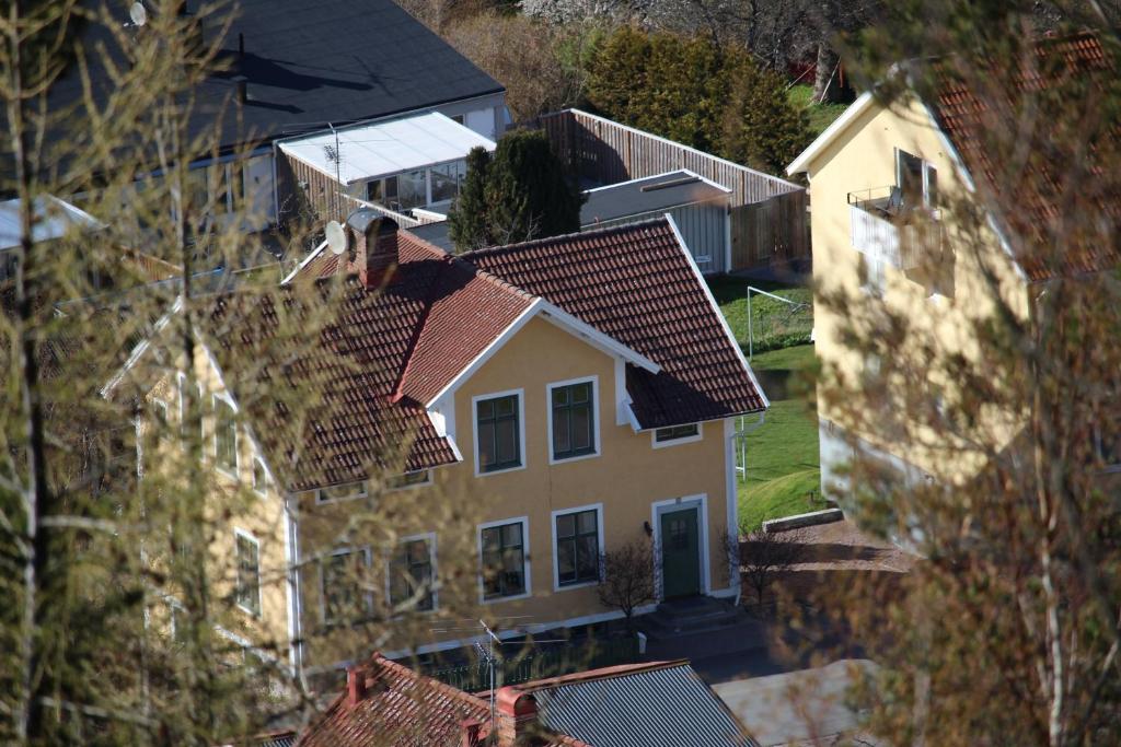 Budova, kde se vila nachází