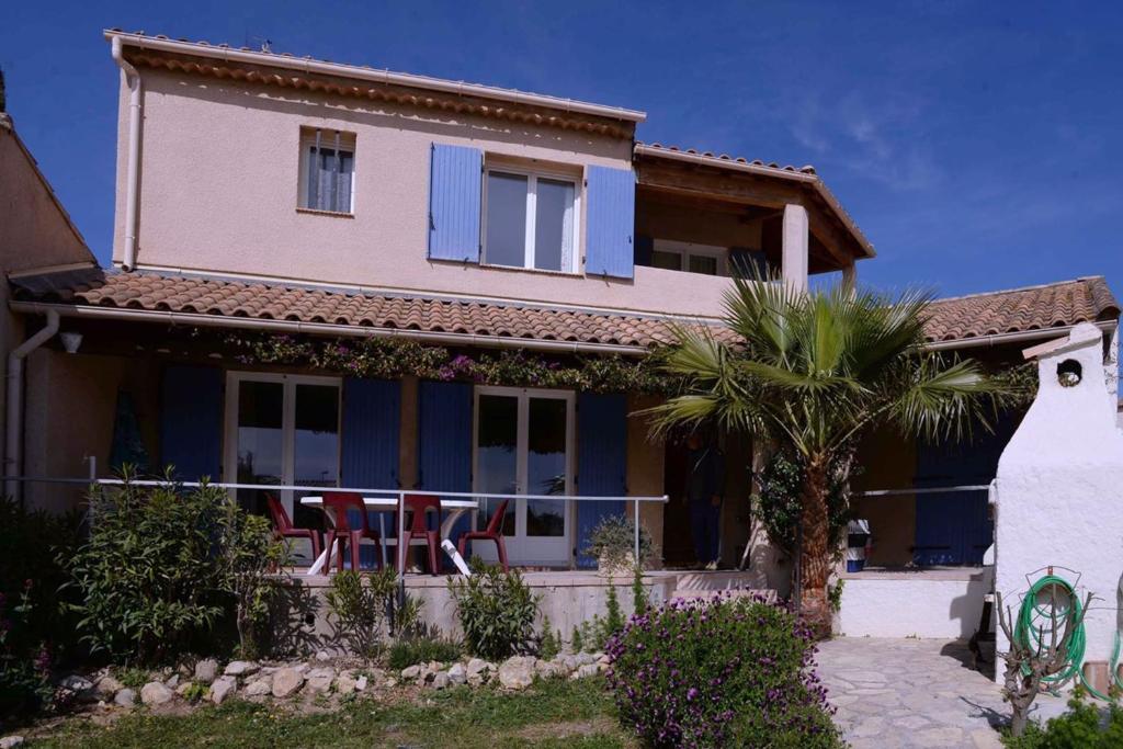 Charming House Near The Sea