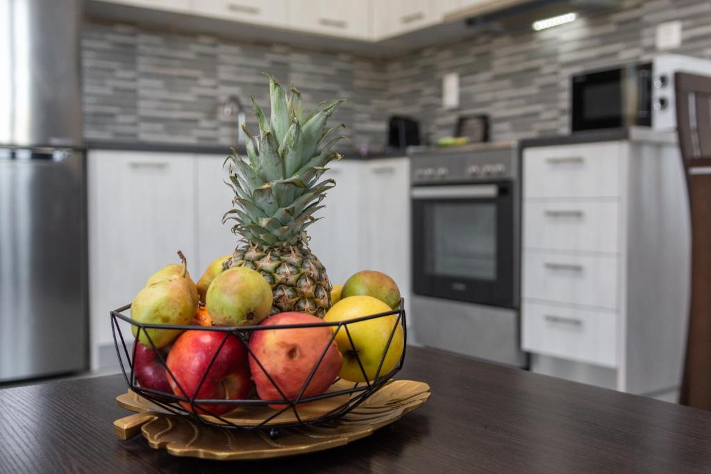 A kitchen or kitchenette at Emanouela's apartment in the center of Adamas