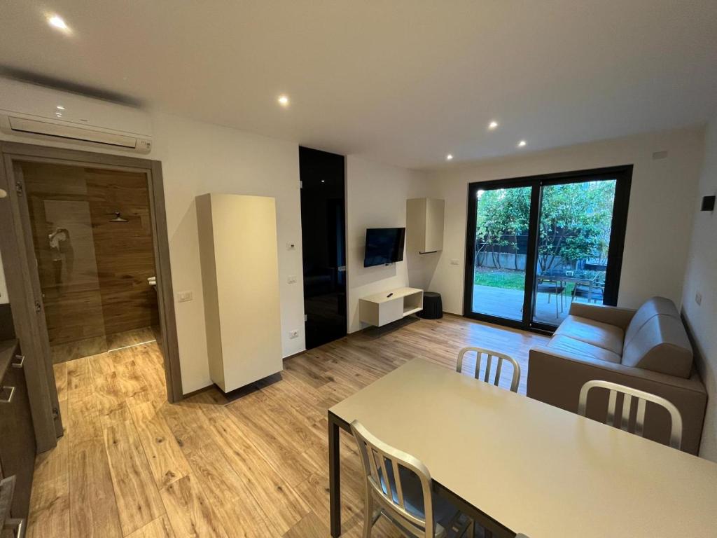 Riva Lake Lodge - Apartamento De Un Dormitorio