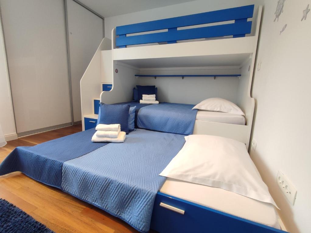 Posteľ alebo postele v izbe v ubytovaní Apartment Petar