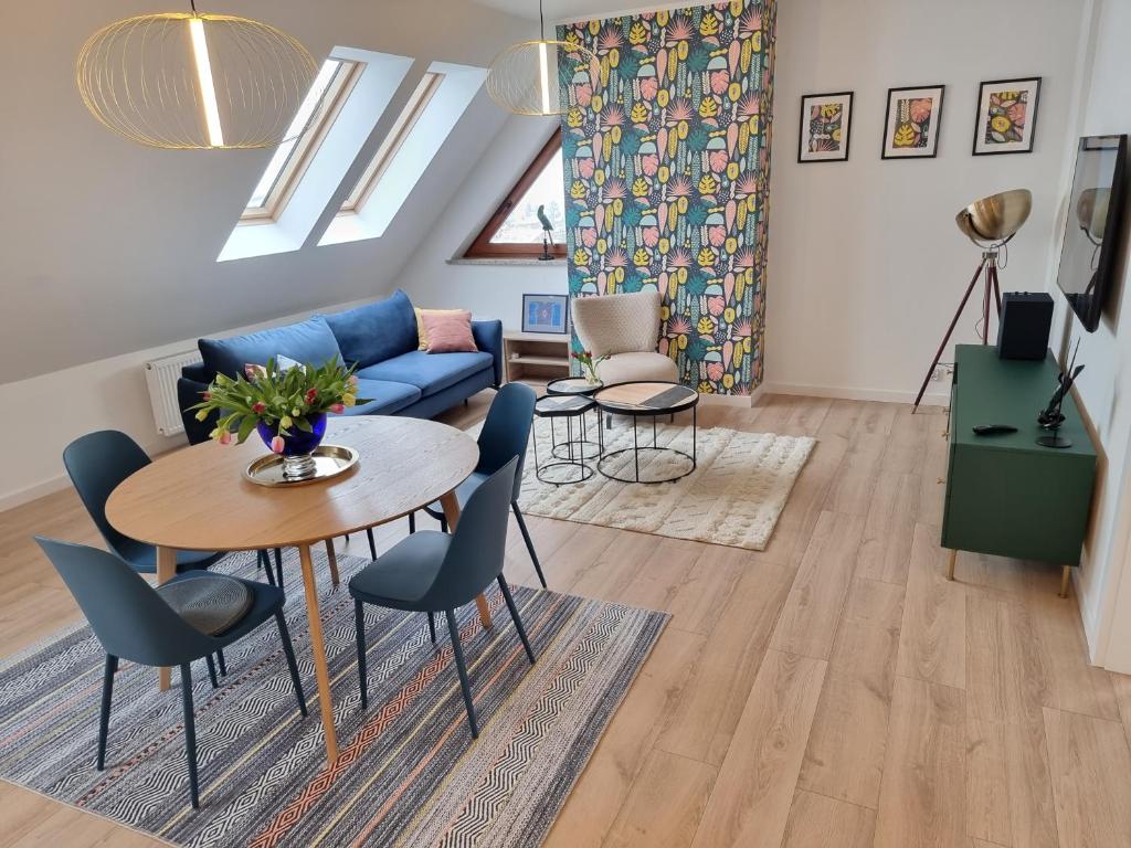 Posedenie v ubytovaní Uroczy Penthouse