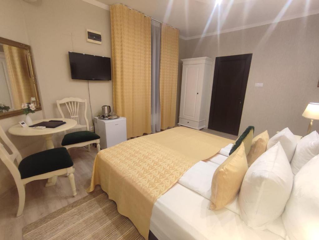 TV a/nebo společenská místnost v ubytování Casa Alina