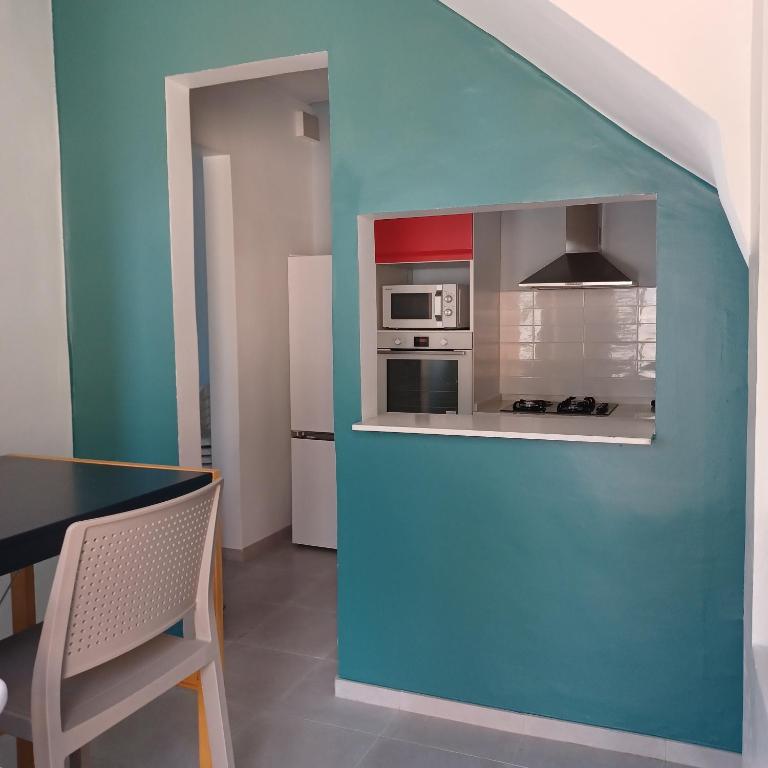 Cucina o angolo cottura di Maison de vacances les pieds dans l'eau