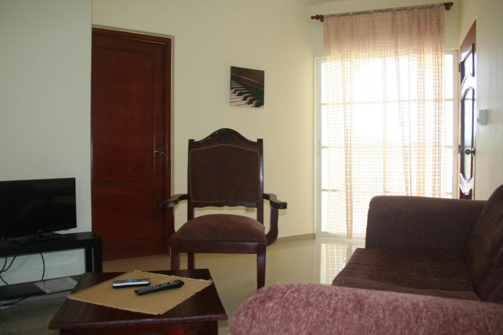 Costambar - One-Bedroom Apartment With Air Conditioning