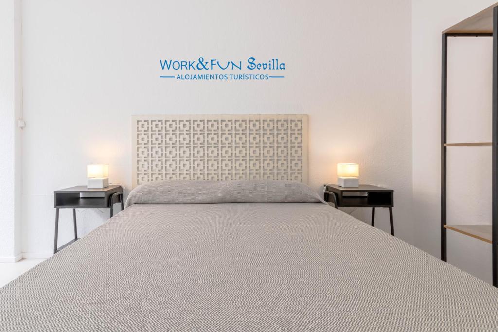 A bed or beds in a room at Apartamento Martin Villa