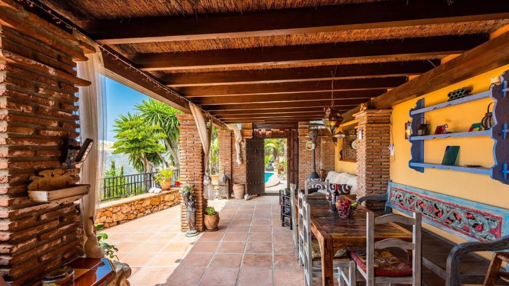 Balkón nebo terasa v ubytování Casa Madre Tierra Cómpeta by Ruralidays