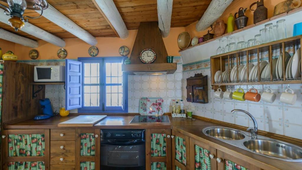 Kuchyňa alebo kuchynka v ubytovaní Casa Tejeda Frigiliana by Ruralidays
