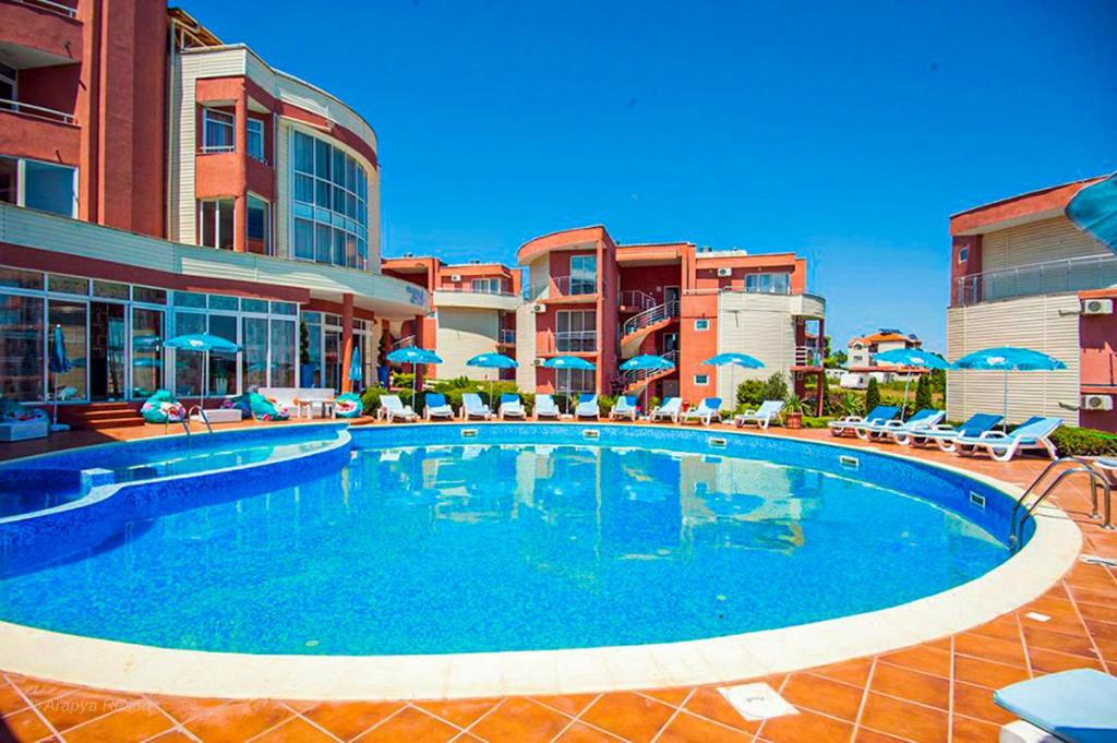 Bazén v ubytování Arapya Resort nebo v jeho okolí