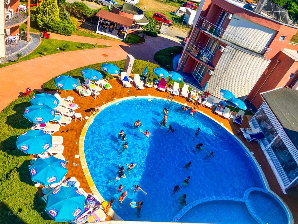 Bazén v ubytování Arapya Resort nebo v jeho okolí