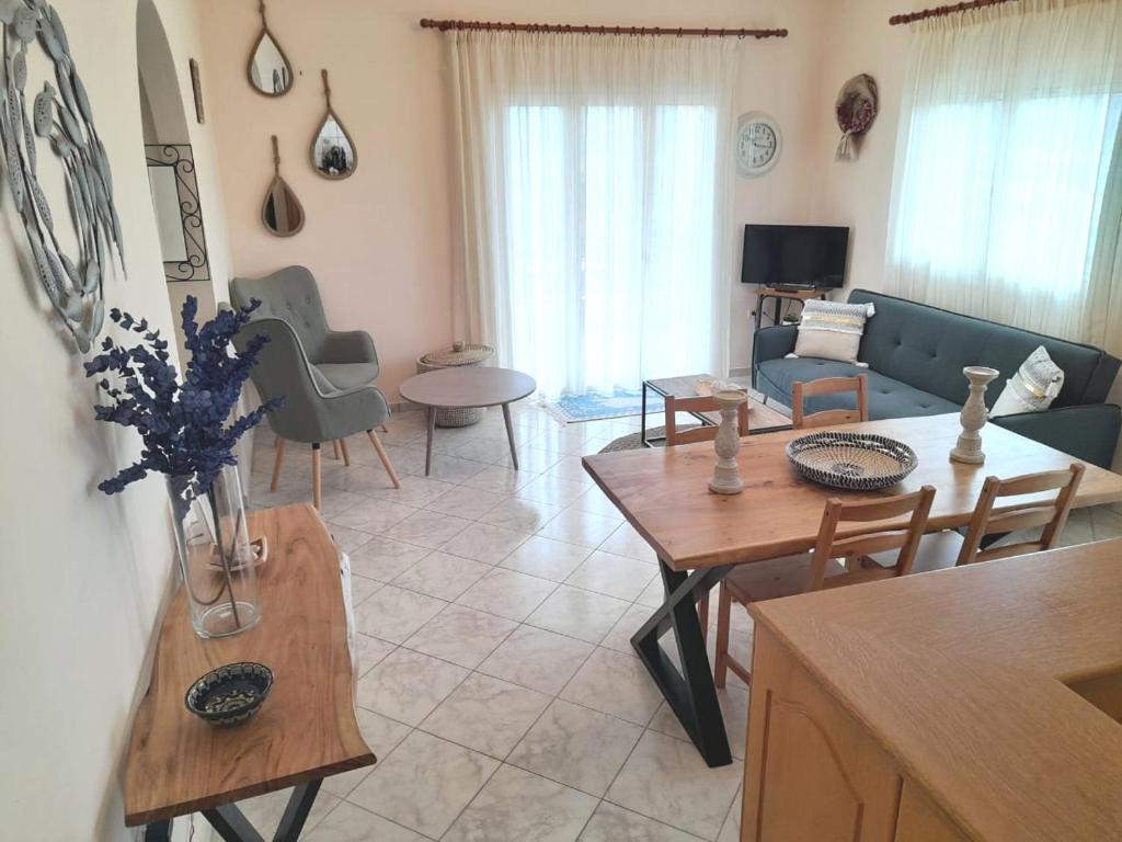 A seating area at Villa Agrielia