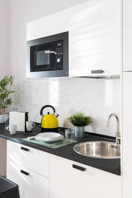 رزرو هتل، مسابقات جدید MonKeys Apartments PinoLoft | 09037376597