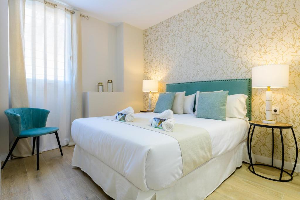 MD Reina Cabañal Beach, Valencia – Updated 2023 Prices
