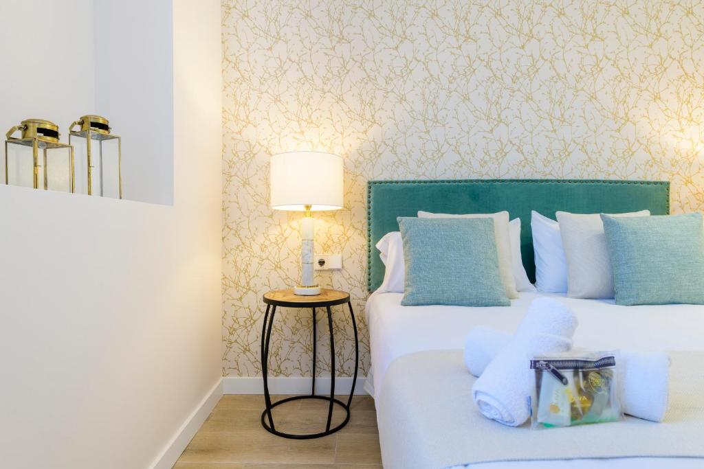 MD Reina Cabañal Beach, Valencia – Updated 2023 Prices