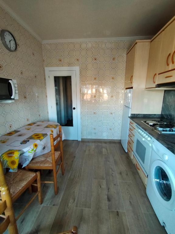 Kuchyňa alebo kuchynka v ubytovaní La Casa del Limonero