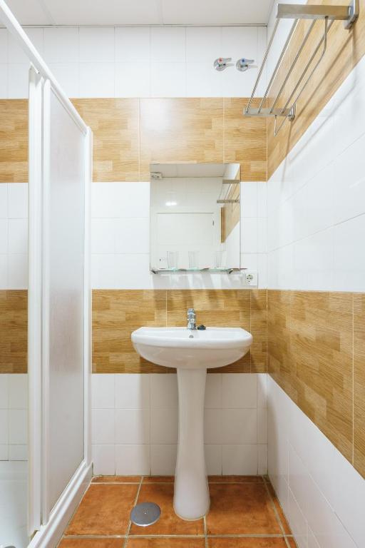 Kúpeľňa v ubytovaní Hotel Carlos V Jerez by Vivere Stays