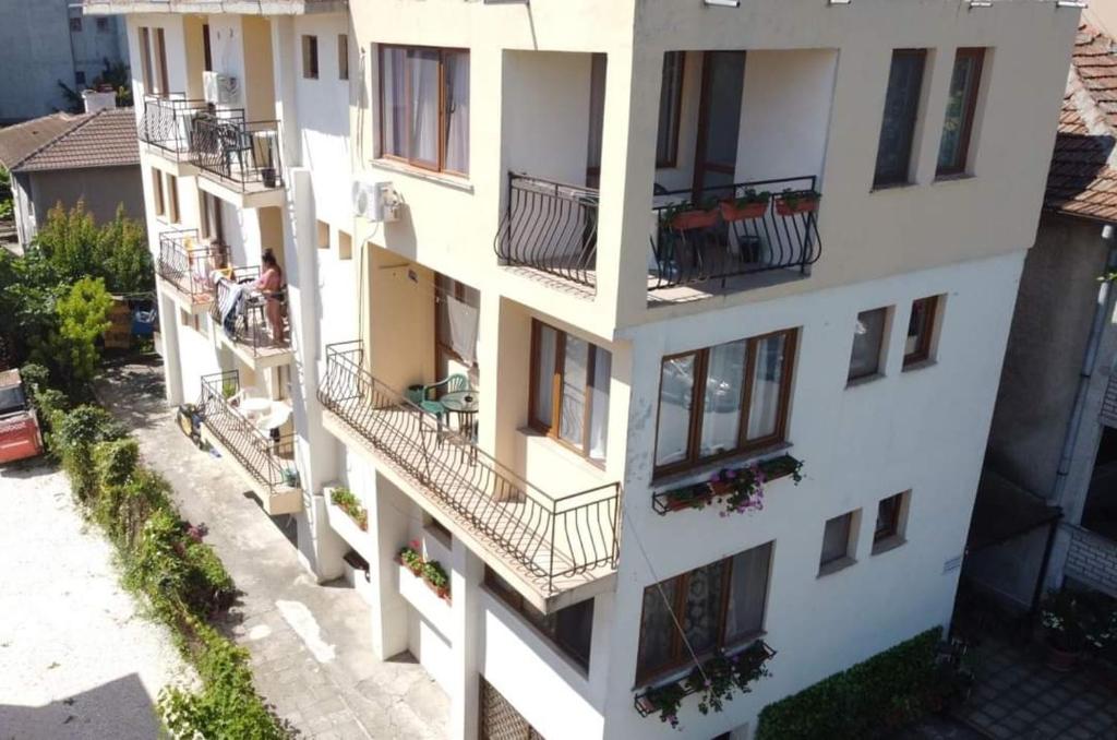 an aerial view of a building with balconies at Ivet Guest Rooms - Obzor in Obzor