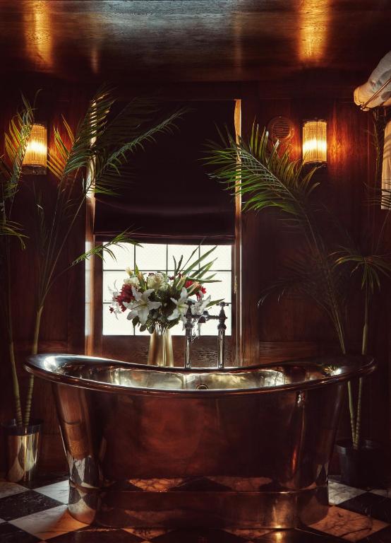 House of Gods Royal Mile - Resim 10