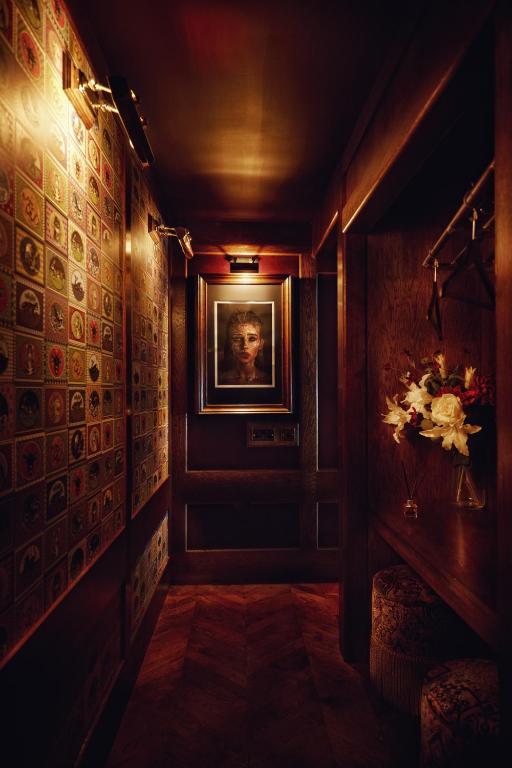 House of Gods Royal Mile - Resim 11