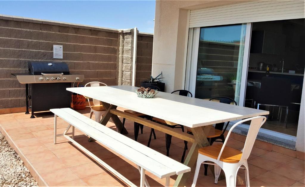 Fotografie z fotogalerie ubytování 5 bedrooms PRIVATE HOUSE 300M FROM BEACH v destinaci Roquetas de Mar