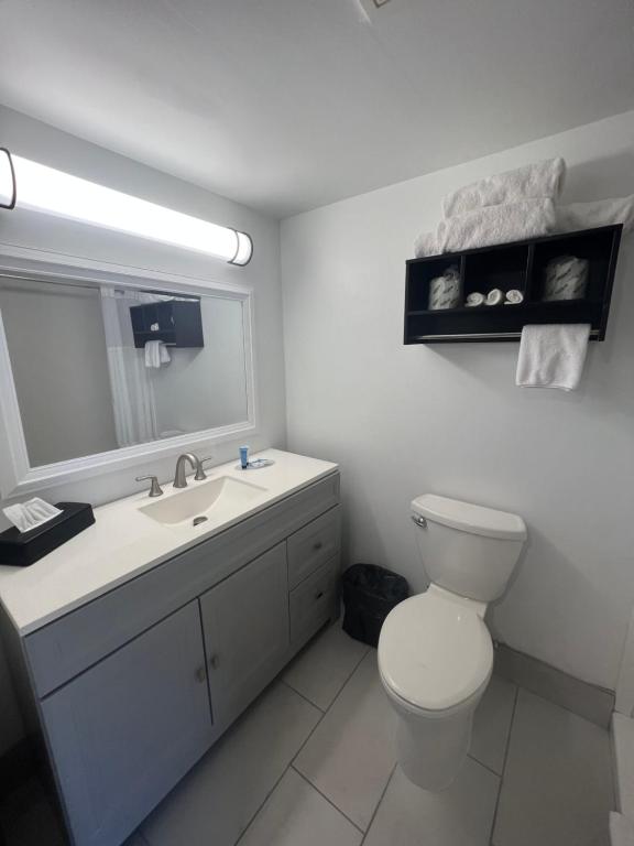 Garden City Inn - 