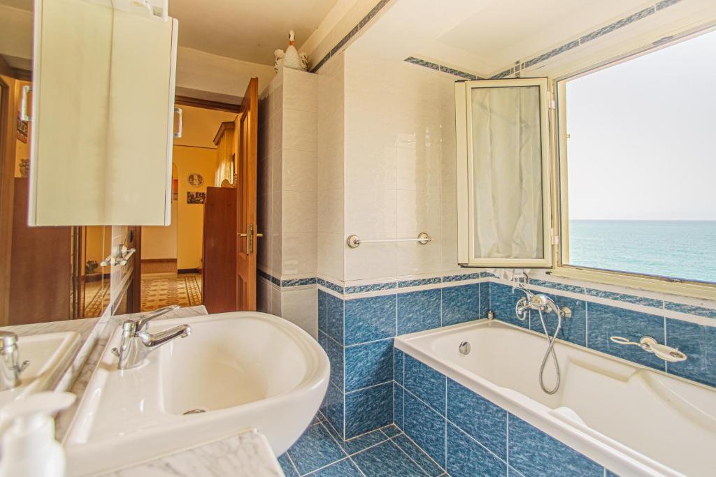 Kúpeľňa v ubytovaní Suite house on the sea