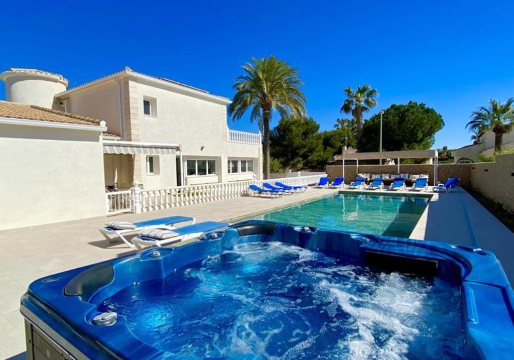 Villas VILLA LUXUEUSE A 3 MIN. A PIED DE LA PLAGE en Orihuela Costa, Comunidad Valenciana