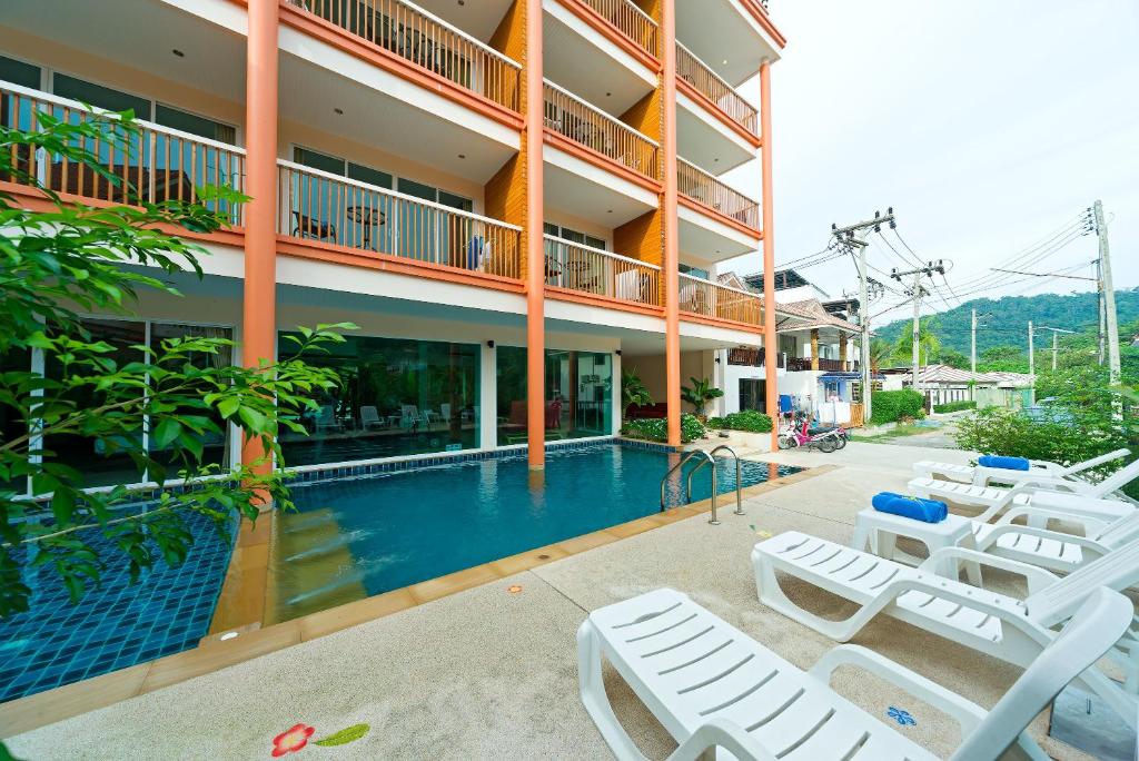 Bazén v ubytování Aonang Regent Hotel nebo v jeho okolí