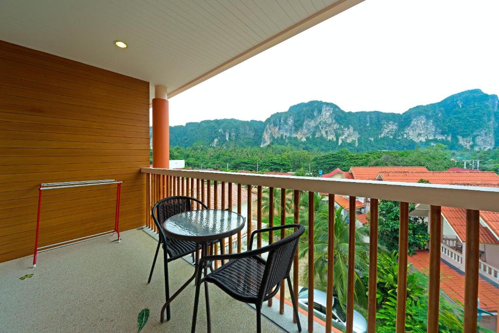 Nespecifikovaný výhled na hory nebo výhled na hory při pohledu z hotelu