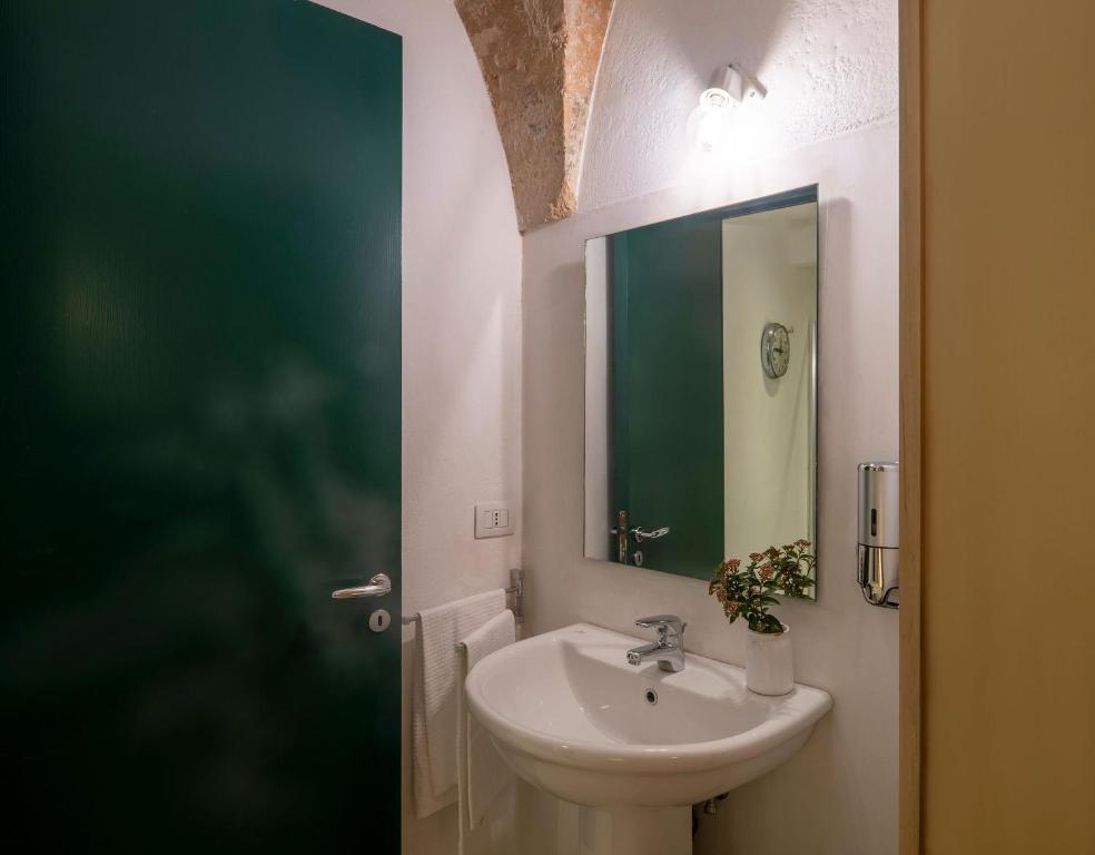 Koupelna v ubytování B&B Corte Dei Romiti - Lecce Selection