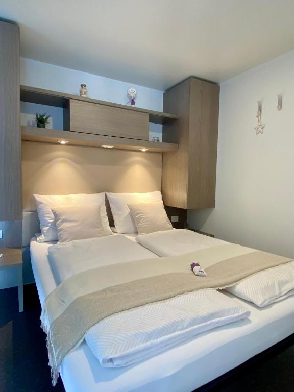 Postel nebo postele na pokoji v ubytování Mobile Homes MaLu