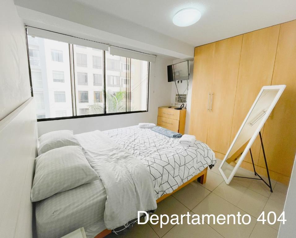Departamento Monterrico - Apartamento De Tres Habitaciones