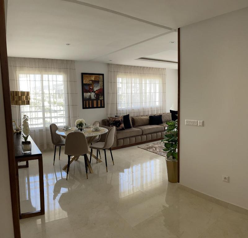 Sublime appart au centre d’oujda avec parking - 2ベッドルームのアパート