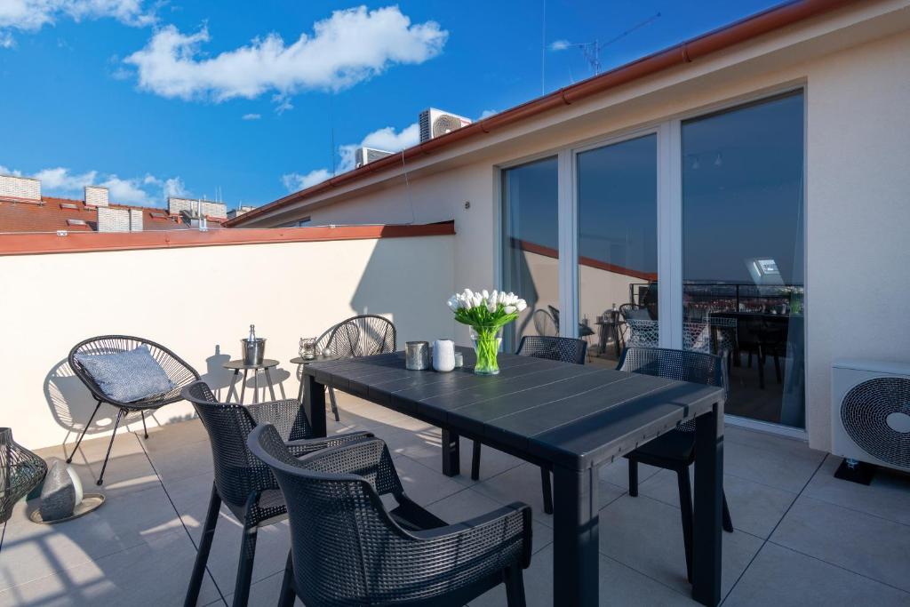 Hidden Art Boutique Residence by Dwellfort - Resim 37